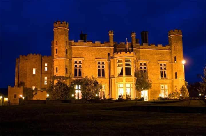 Cave Castle Hotel Саут-Кейв Екстер'єр фото